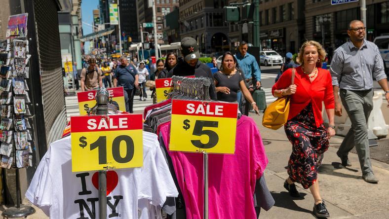 巴菲特进口凭证背后,美国贸易博弈的两种逻辑